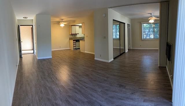 LARGE Studio with Partition