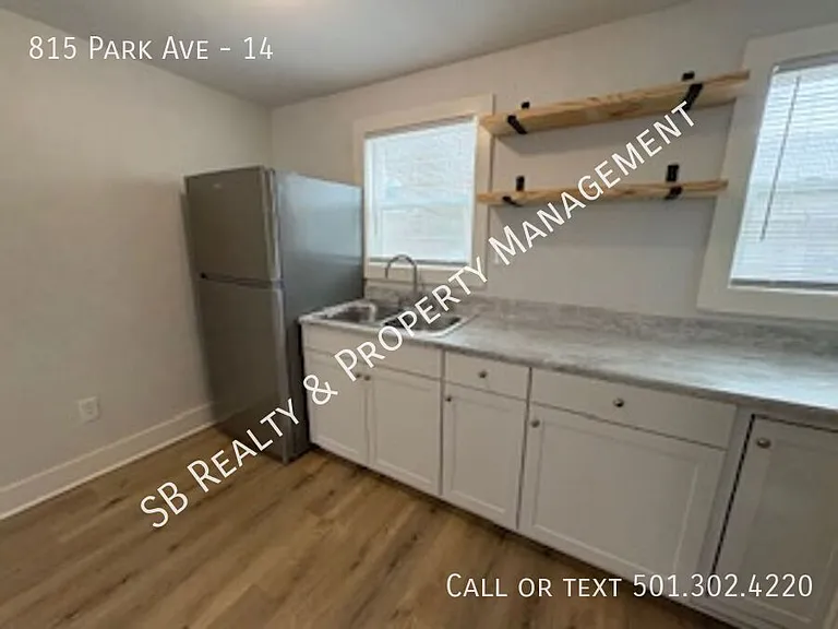 815 Park Ave #14 — Photo 9