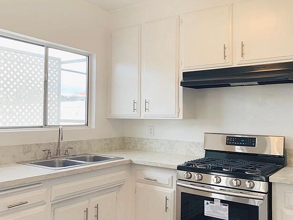5th image of 1455 S Wooster St APT 14