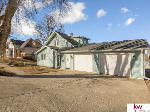 208 Crandall Ave, Panama, IA 51562