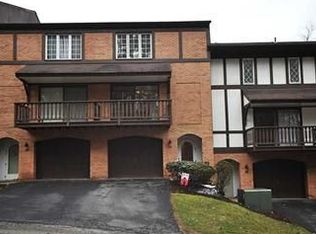 112 Woodbridge Dr, Pittsburgh, PA 15237