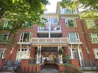 2628 Yew St #204, Vancouver, BC