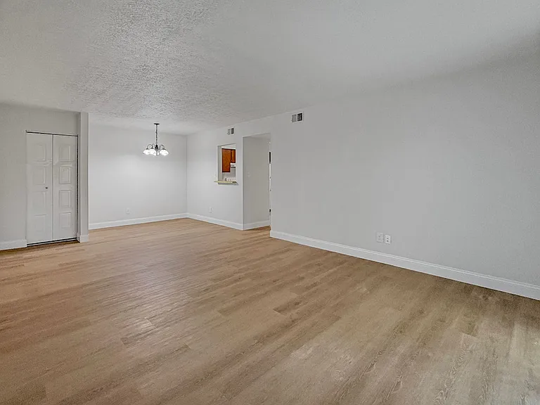 5564 E Virginia St — Photo 8