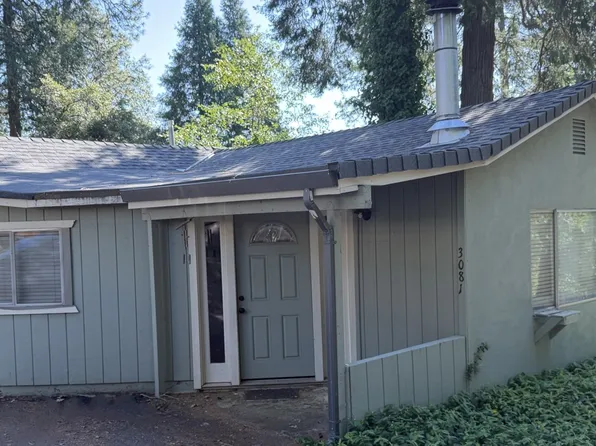 3081 Caldwell Dr, Camino, CA 95709