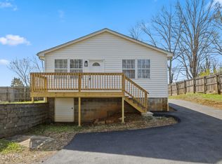 4212 Garnet Dr, Knoxville, TN 37919