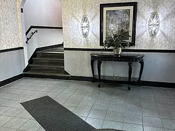 98-50 67th Avenue image 2 of 11