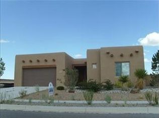 1422 Alamo Dr SE, Rio Rancho, NM 87124
