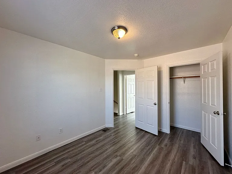 3401 Turner Ave — Photo 23