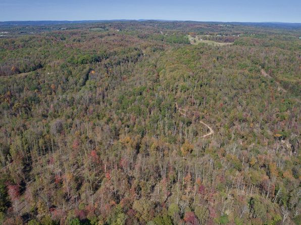 S Preston Hwy, Tunnelton, WV 26444
