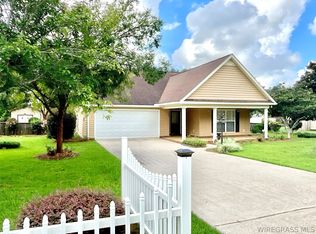 510 E Church St, New Brockton, AL 36351