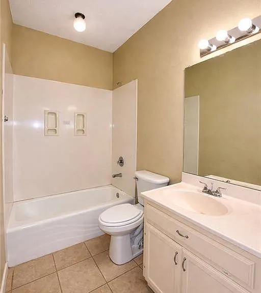 3802 Clavel St #2 — Photo 5