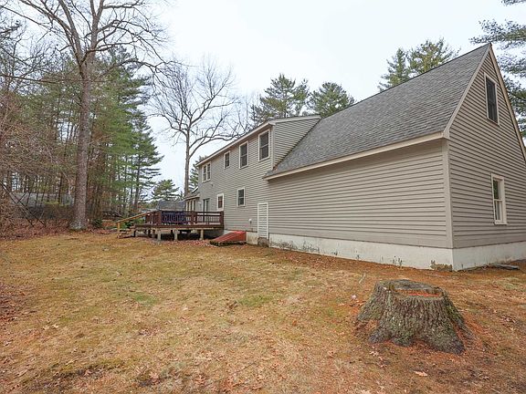 3rd image of 125 Pinecrest Road