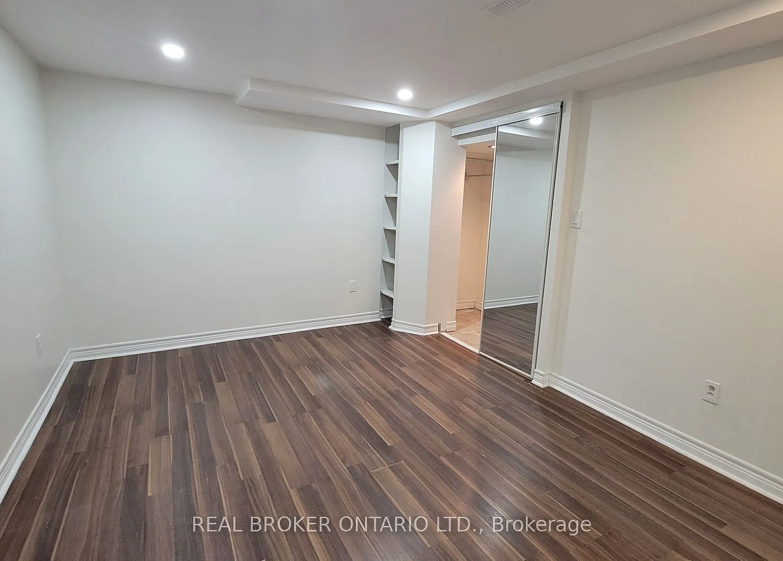 2 bed, $1,700 — Photo 4