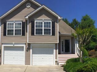 2 Newtown Ct, Durham, NC 27713