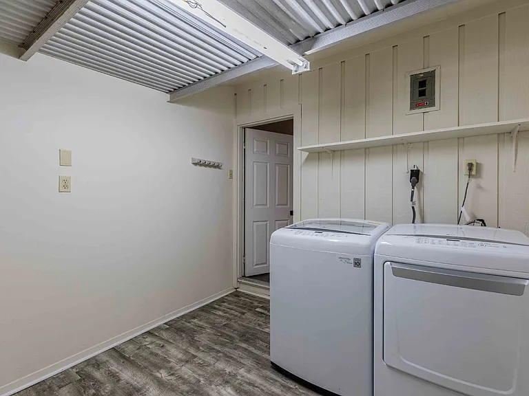 1014 Morey Peak Dr — Photo 15
