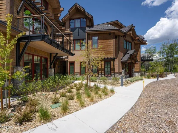 46 Beach Club Dr #905, Stateline, NV 89449