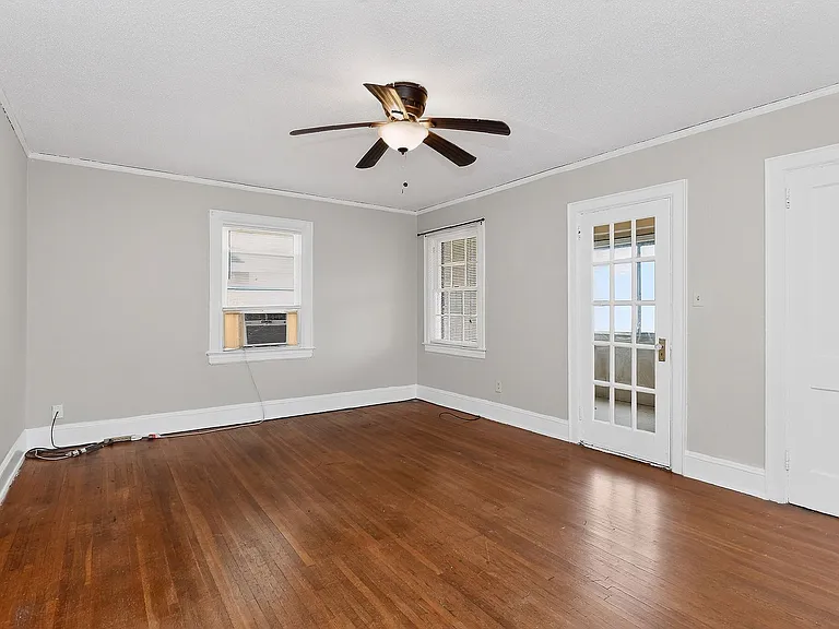 1418 Park Dr #4 — Photo 3