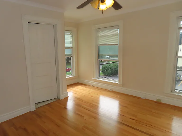 27 S Goodman St #5 — Photo 5