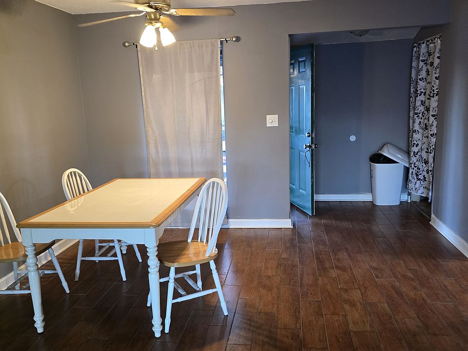 1st image of 410 Dublin Dr #410