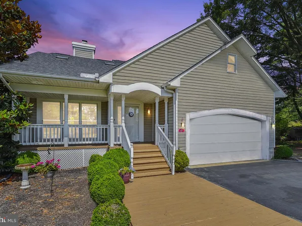 207 Chad Pl, Ocean View, DE 19970