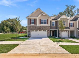 6043 Rizer Dr, Charlotte, NC 28269
