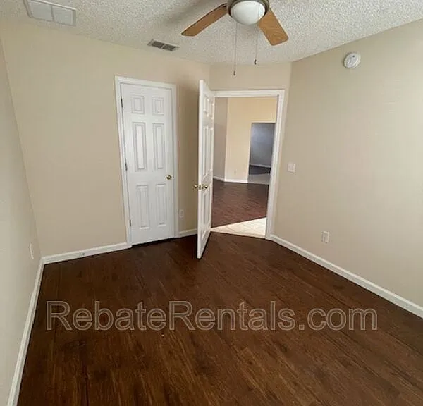 5009 Grand Lakes Dr S — Photo 10