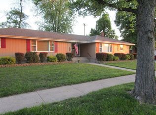 3220 41st St, Highland, IN 46322