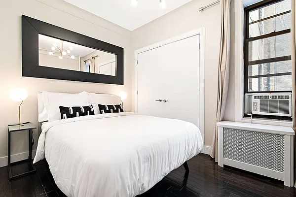 Rented by Bedrose | media 51