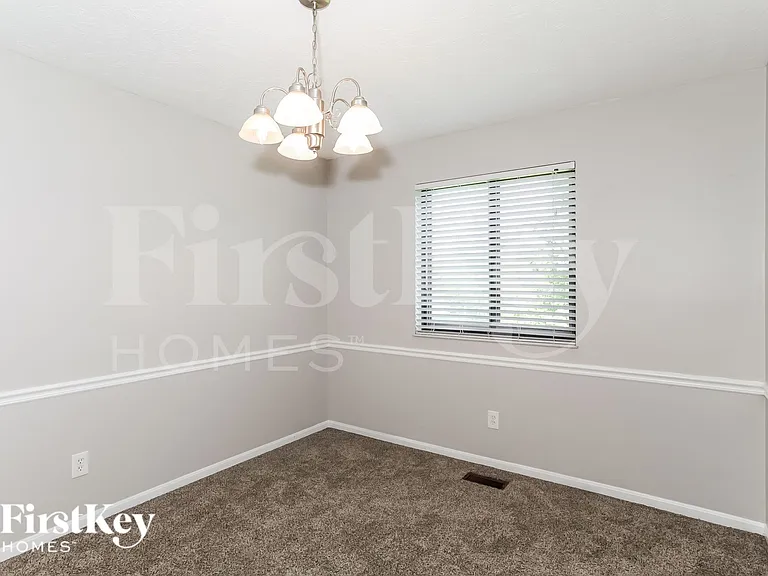 3938 Schroeder Dr — Photo 5