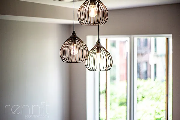 Rented by Rennit Inc. | media 44