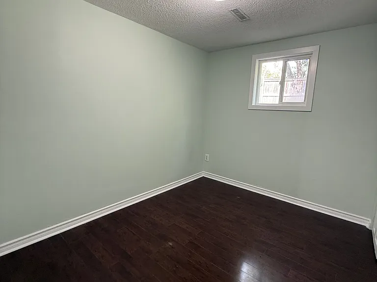 23 Dunwich Pl #BASEMENT — Photo 8