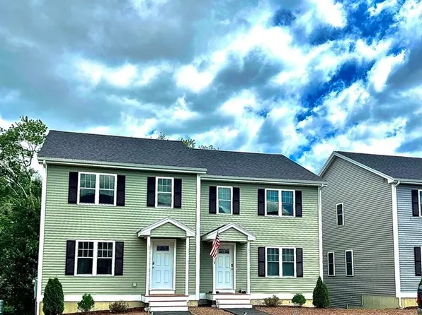 12 Rivers Edge Way #12, Lakeville, MA 02347