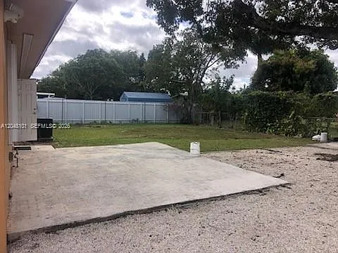 Palmland Homes South No S — Photo 3