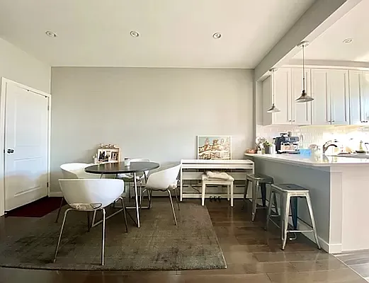 Rented by Modern Spaces | media 17