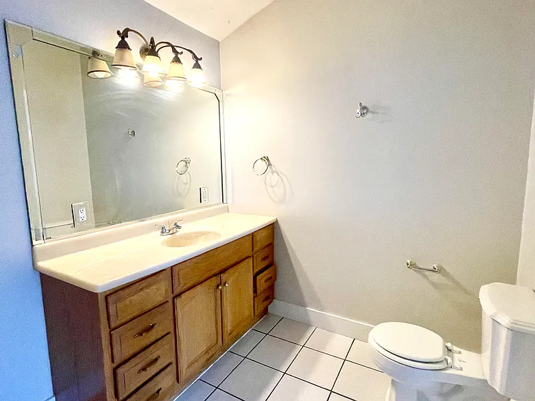 41 Mullins Hl #B — Photo 7