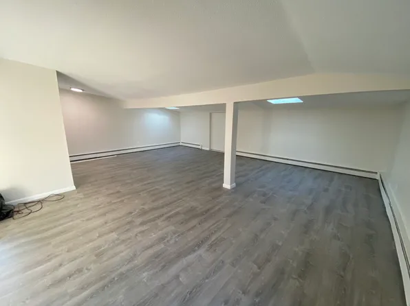 2 Hine Pl, New Haven, CT