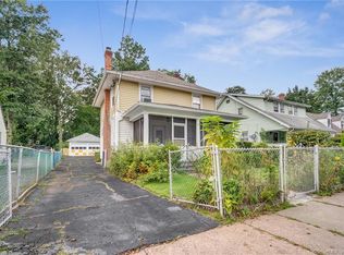 487 Cornwall St, Hartford, CT 06112