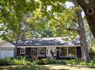 5308 Oakview Dr, Lisle, IL