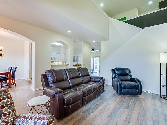 5th image of 3633 Casalta Cir
