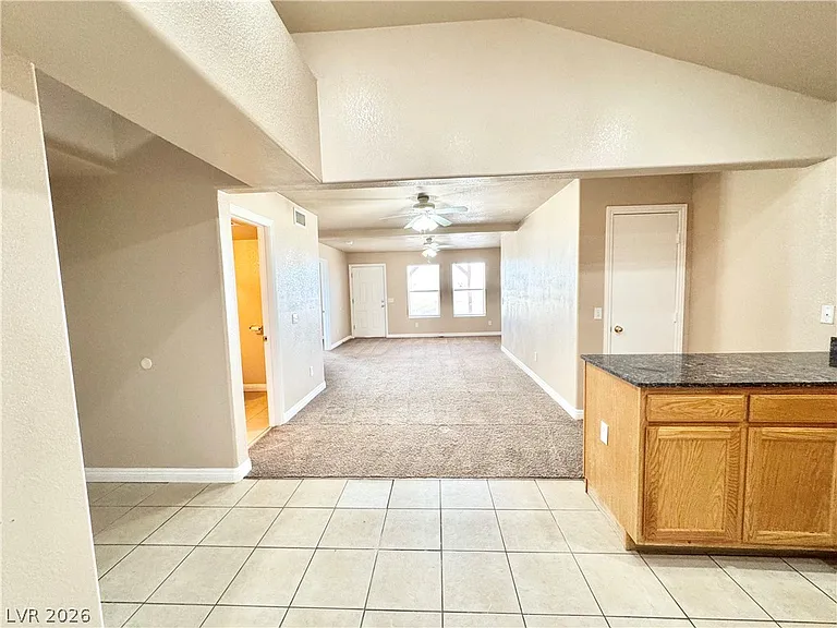 1731 Pershing Ave #B — Photo 3