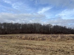 Veto Cir, Belpre, OH 45714