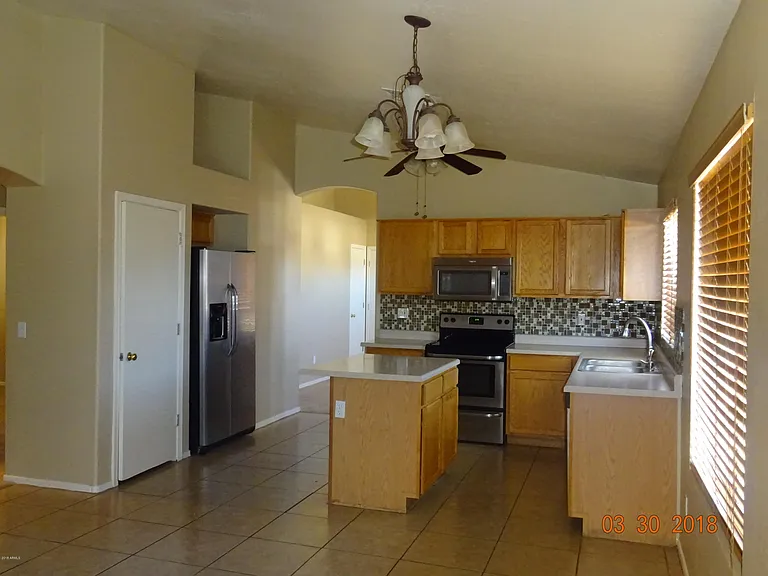 15036 W Port Au Prince Ln — Photo 3