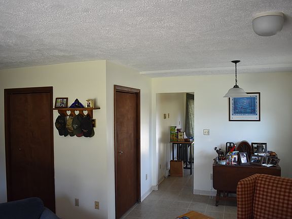 3rd image of 1 James Ct
