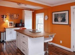 37 Myrtle St, Somerville, MA 02145