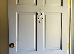 402 S Renfro St, Pilot Mountain, NC 27030