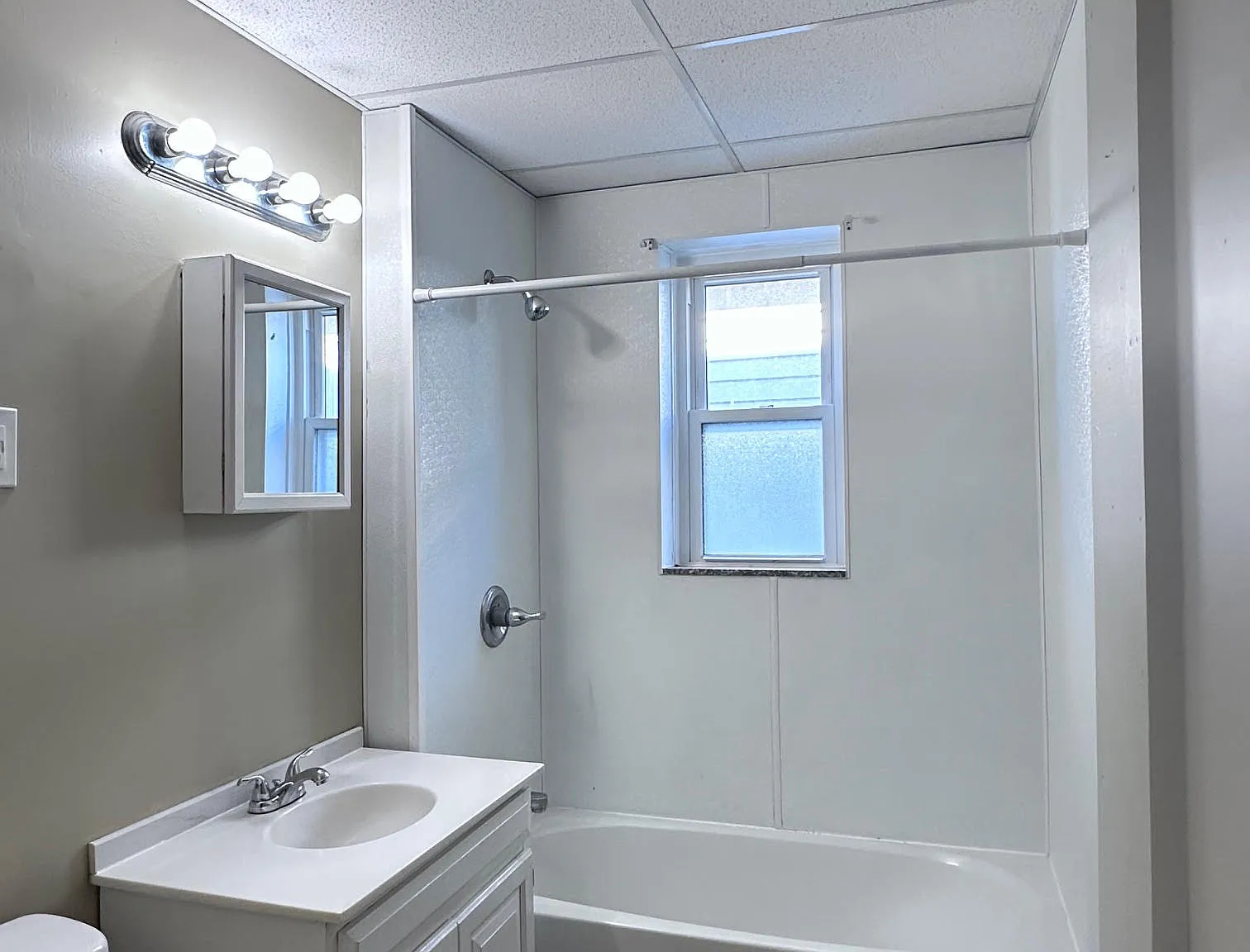 2 bed, 822 sqft, $1,395 — Photo 4