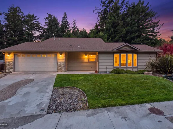 2015 Foxwood Dr, Eureka, CA 95503