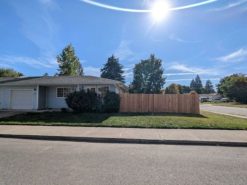 1st image of 702 E Spokane Ave