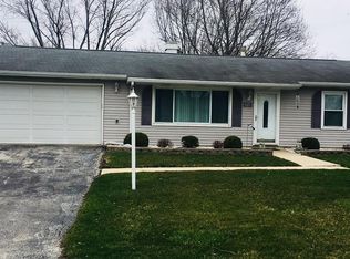 627 Oswego Rd, Valparaiso, IN 46385