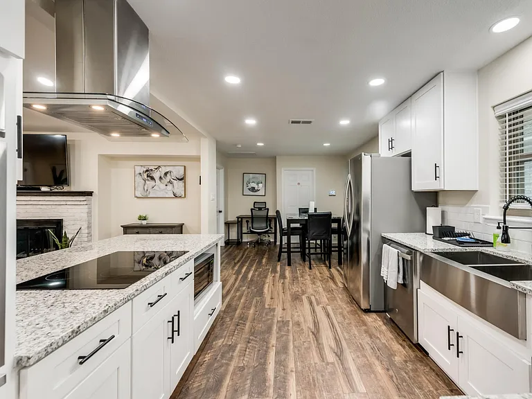 7754 Querida Ln — Photo 21